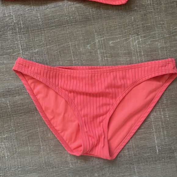 Xhilaration Coral Bralette top and bottom - Picture 7 of 10